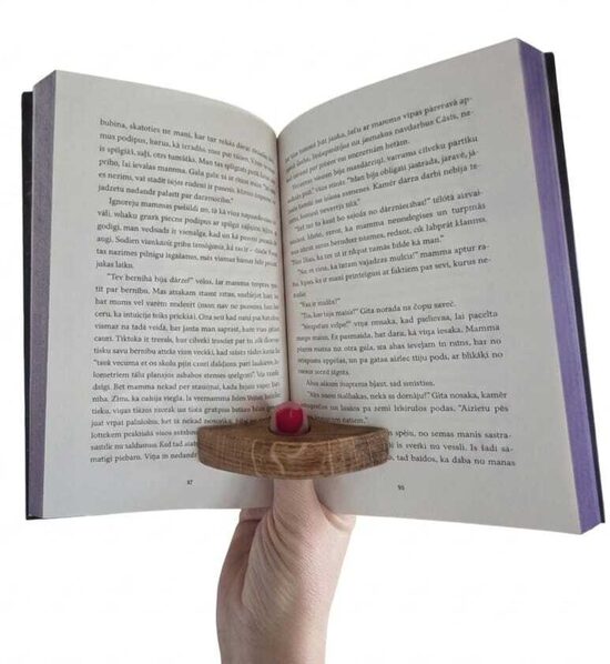 Koka grāmatas īkšķis